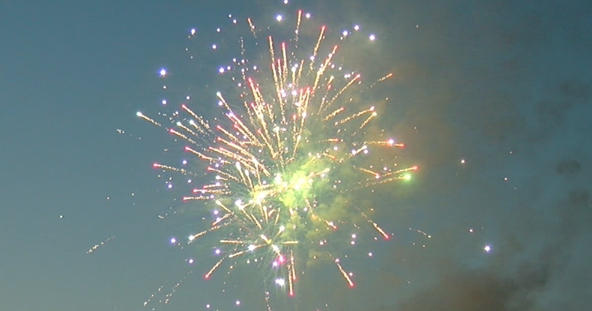 Niawanda Park Independence Day fireworks show on July 5th